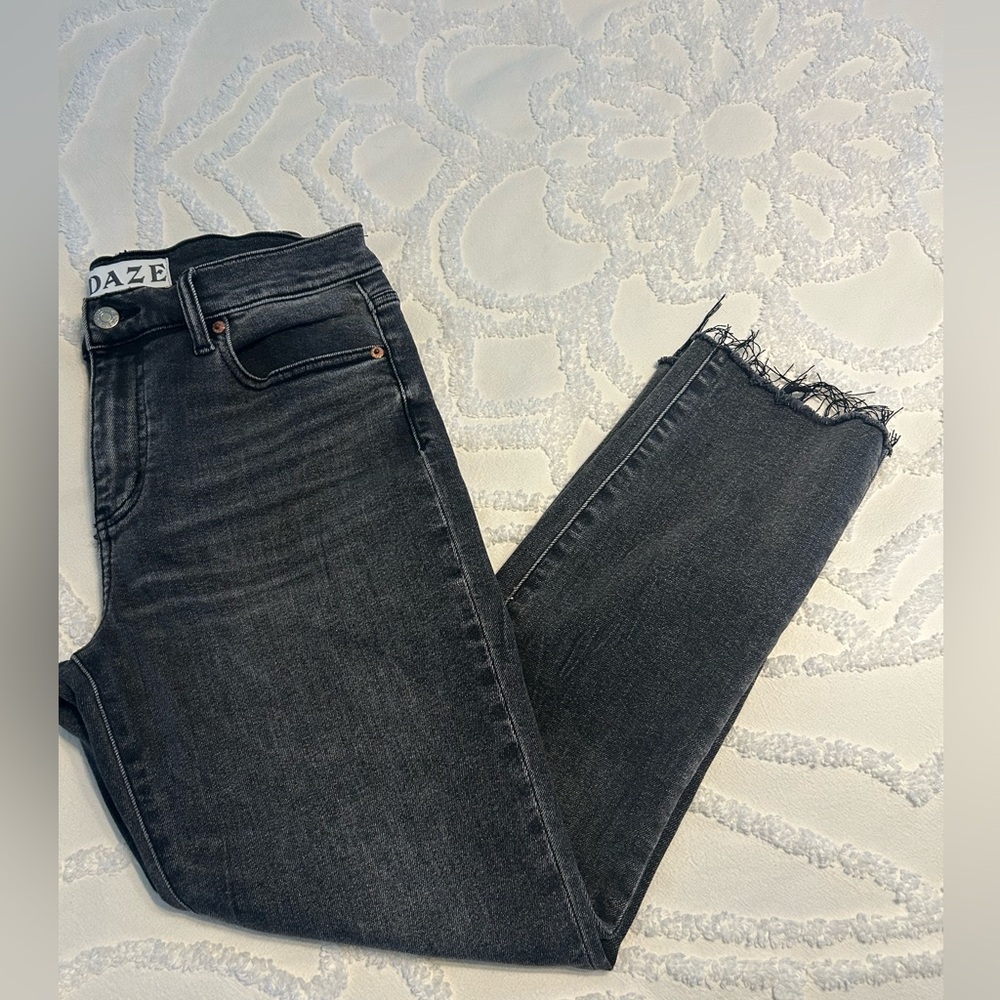 Daze Denim Stunner High Rise Skinny
Straight Jean - Picture 6 of 10